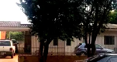 Casa em Leilão com 3 Quartos e 1 Vaga em Campo Mourão