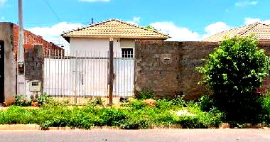 Casa aconchegante 45,47m² construída em terreno de 200m²