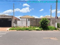 Casa aconchegante 45,47m² construída em terreno de 200m²