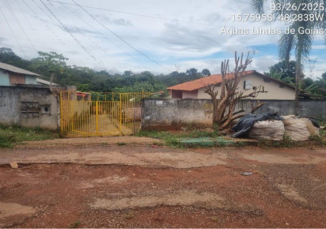 Casa residencial com 2 quartos, ocupada, em Águas Lindas de Goiás