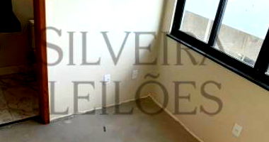 Prédio Residencial com 273m² de Área Construída em Valinhos/SP