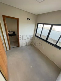 Prédio Residencial com 273m² de Área Construída em Valinhos/SP