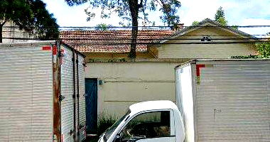 Sobrado com 4 quartos e 10 banheiros no Jardim dos Estados