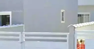 Casa 3 quartos, 1 banheiro, 59.62m² construída, imóvel ocupado