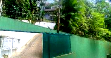 Casa com 540,97m² privativos, 1.620m² de terreno, ocupada