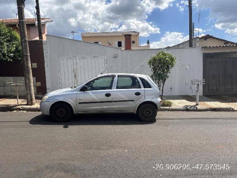 Casa com 143,74m² em Batatais/SP - Área Privativa e Desocupada
