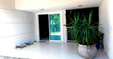 Casa de 4 quartos e 4 banheiros em Fortaleza com 240m² de terreno