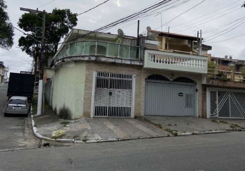 Metade Ideal de Terreno em Jardim Pedro José Nunes