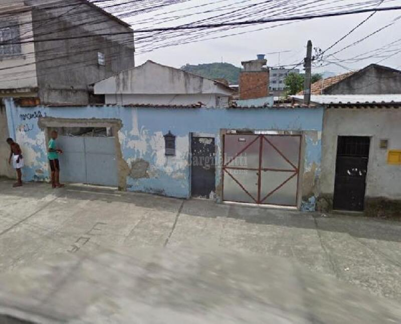 Casa com 25m², 1 quarto, desocupada, ideal para investimento