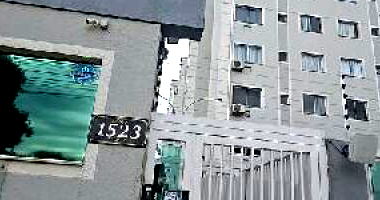 Apartamento 2 Quartos com Vaga em Maringá