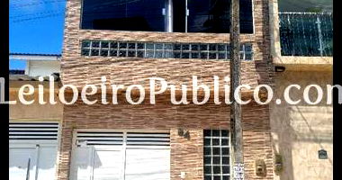 Casa com 2 quartos, 2 banheiros, 1 vaga e 50,74m² construída