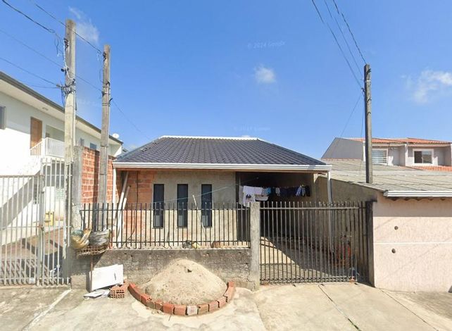 Casa com 2 quartos, 1 banheiro, 80m² construídos, ocupada
