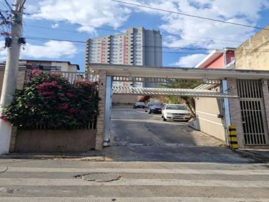 Casa com 48 m², 1 quarto, 1 banheiro, ocupada, em Osasco-SP