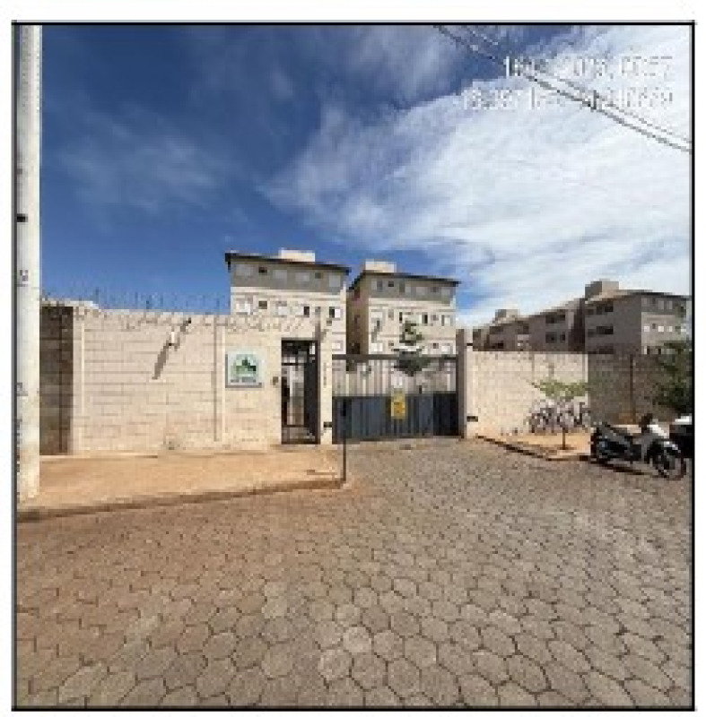 Apartamento com 2 quartos, 1 banheiro e 1 vaga de garagem