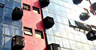 Sala Comercial ampla com 46,5m² útil, no Centro, desocupada