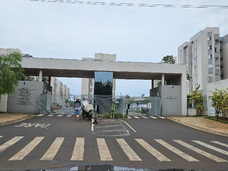 Apartamento com 2 quartos, 1 vaga, 117,57 m²