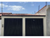 Casa térrea com 138,60m² construídos em lote de 168m² - Ocupada