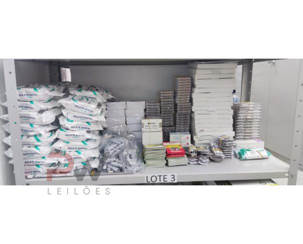 Lote com Material Odontológico em Teófilo Otoni