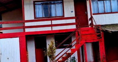 Casa residencial mista 70m² com 3 quartos e 1 banheiro