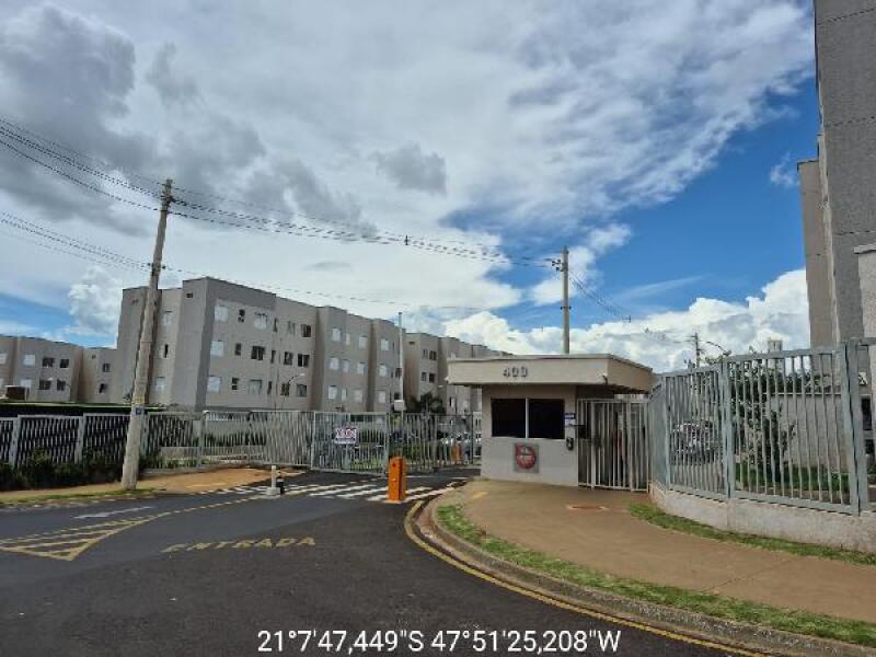 Apartamento com 2 quartos, 1 vaga, 43,3m² -