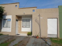 Casa com 2 Quartos e 2 Vagas em Porto Velho