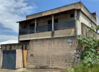 Casa 4 quartos em Juiz de Fora com garagem e quintal