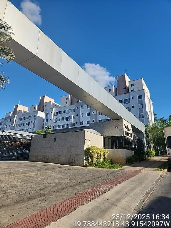 Apartamento 2 Quartos em Santa Luzia - MG