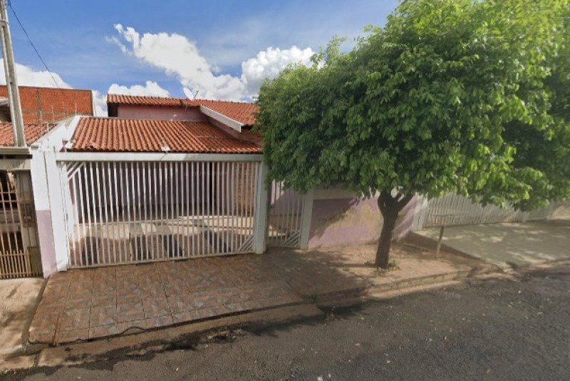 Casa com 104m², 2 quartos, 1 banheiro, ocupada, Jardim Nunes