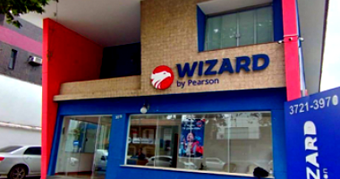 Edificação Comercial com Terreno em Poços de Caldas