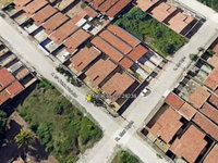 Casa com 2 quartos, 2 banheiros e 68,33 m² em condomínio