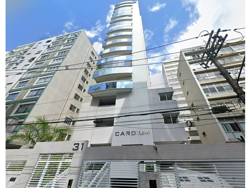 Apartamento com 4 vagas em Santos/SP