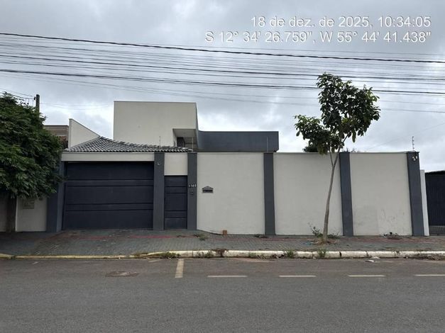 Casa em Sorriso / MT com 450m² de terreno