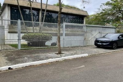 Casa Residencial 374m² em Interlagos