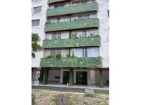 Apartamento com 106m² e vaga de garagem