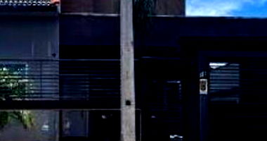 Casa com 3 quartos, 2 banheiros e 250m² de área construída