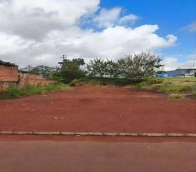 Lote Urbano 256m² com Potencial de Valorização em Ubiratã