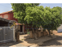 Casa com terreno de 250m², 2 quartos, 1 banheiro, área construída de 61,87m²