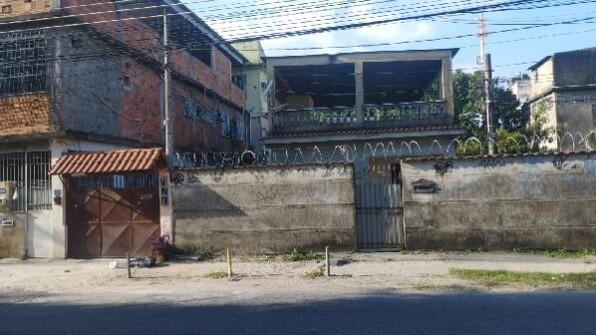 Casa com 2 quartos e 1 banheiro, 74,98m², área de serviço