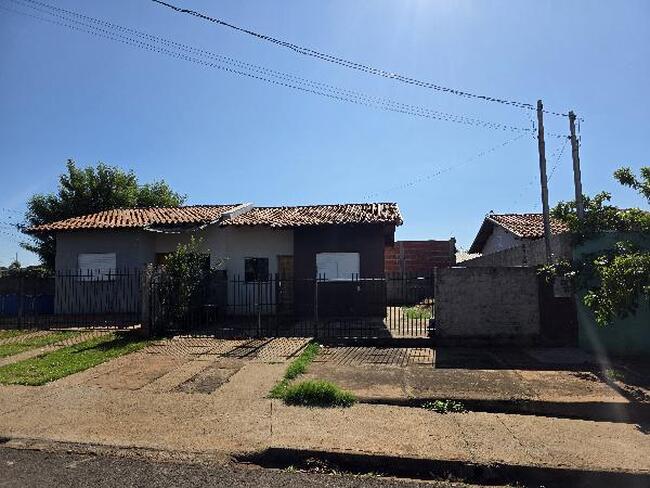 Casa em Paranavaí com 2 quartos e 45,43m²