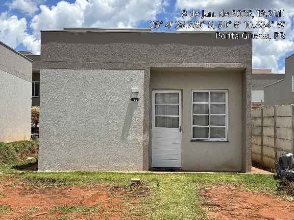 Casa com 2 quartos, 1 vaga de garagem e 48,64 m² de área construída
