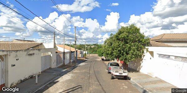 Casa com Área Privativa de 67,9 m² em Valparaíso-SP