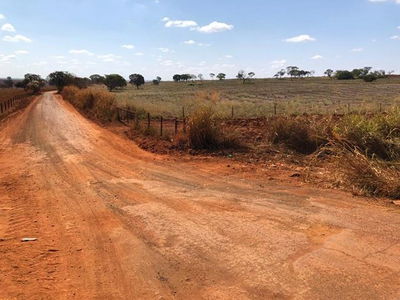 Fazenda Camargos em Luz/MG com 13,54 hectares