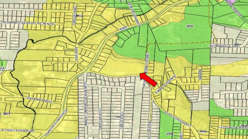 Terreno amplo com 10.302m² no bairro Fortaleza, ideal para incorporação