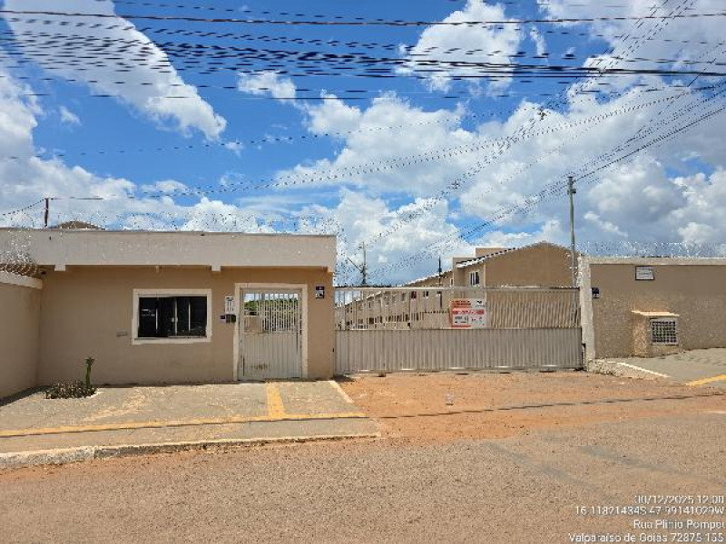 Casa com 2 quartos, 1 banheiro e 1 vaga de garagem