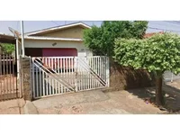 Casa em Leilão com 3 Quartos e 2 Banheiros em Catanduva/SP