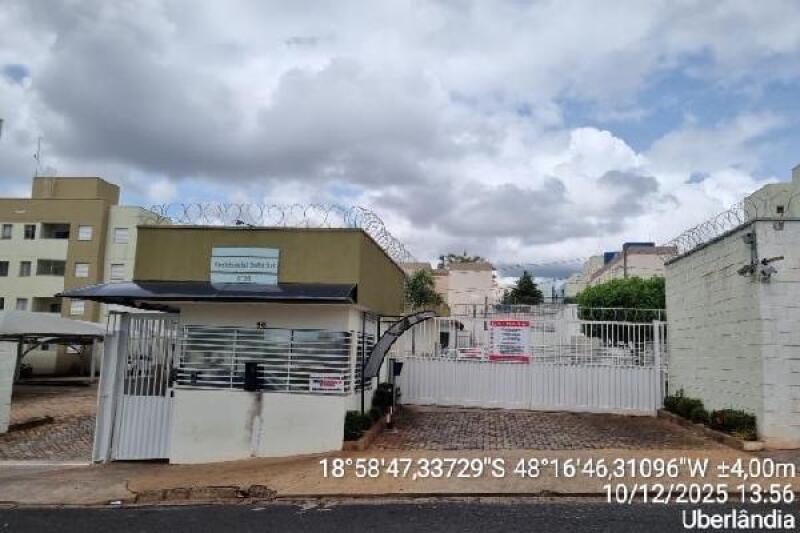 Apartamento com 2 quartos, 1 vaga, 73,95 m²