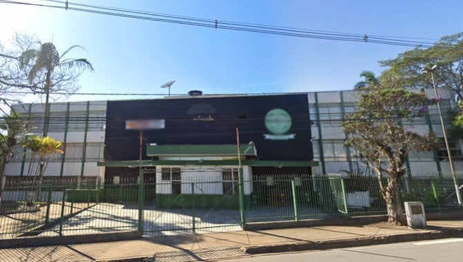 Clube Esportivo com 7 quartos, 2 banheiros e 7.559m² construídos