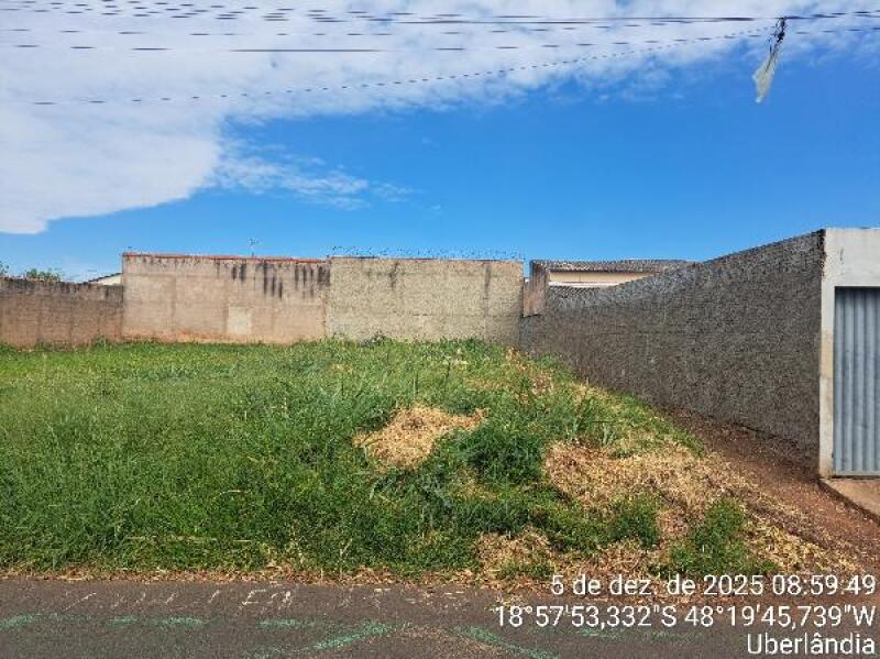 Terreno de 250m² em Uberlândia