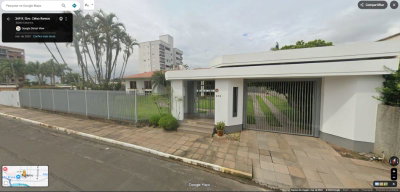 Casa de Alto Padrão com 637,75 m² e Piscina