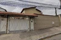 Casa ocupada em condomínio com 1 vaga e 65,45 m²